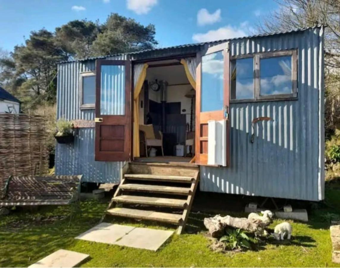 Treguth Glamping Unique Experience - Themed Huts Hotell Saint Day Eksteriør bilde