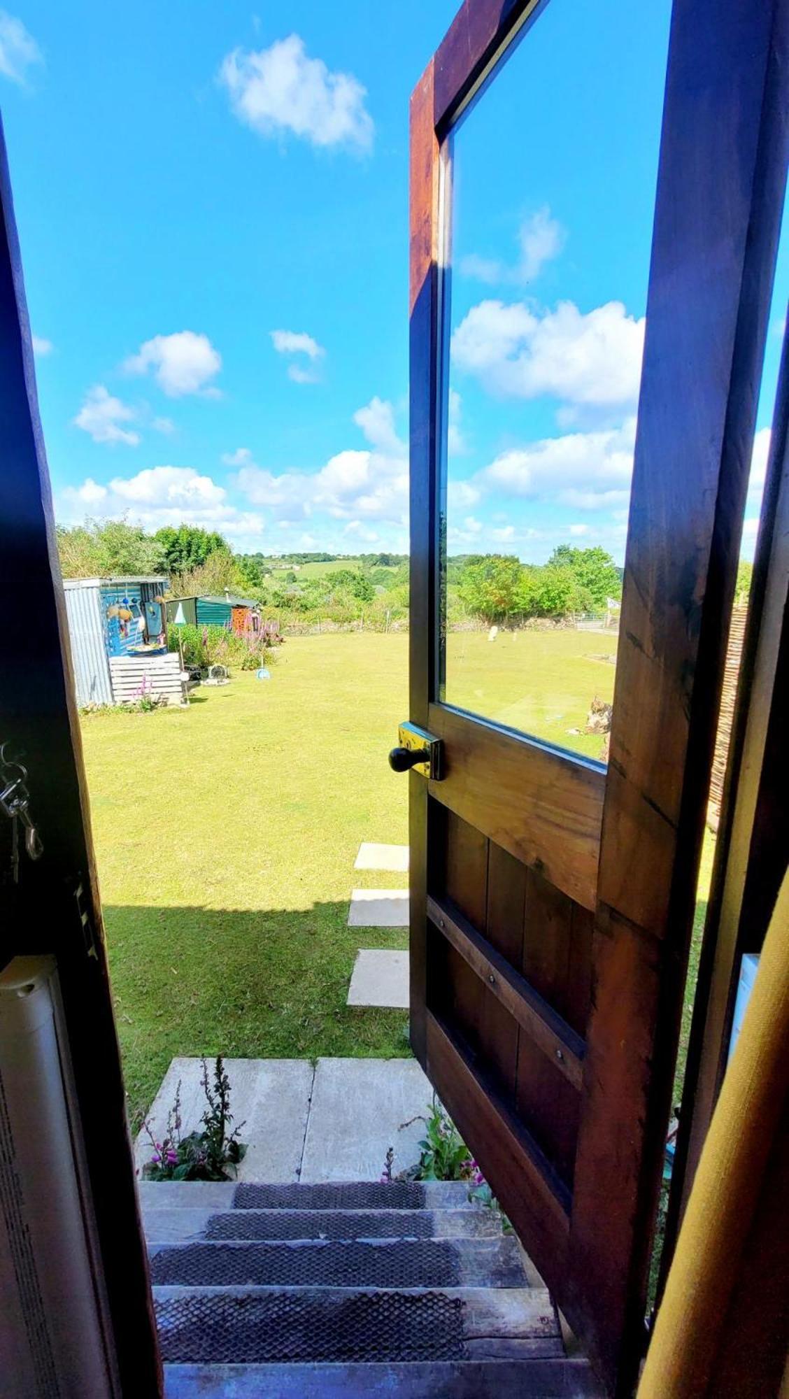 Treguth Glamping Unique Experience - Themed Huts Hotell Saint Day Eksteriør bilde